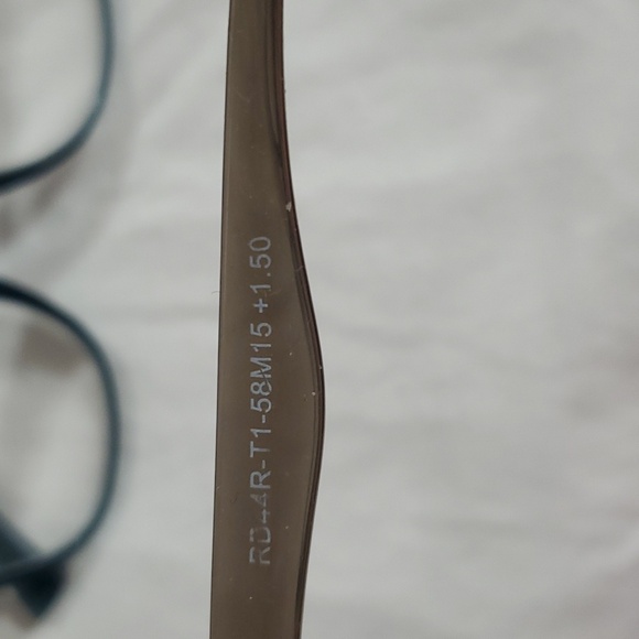 TWELVE pairs of RAE DUNN "judy" readers, 1.50 strength, 5 w/blue light coating. - Picture 4 of 7